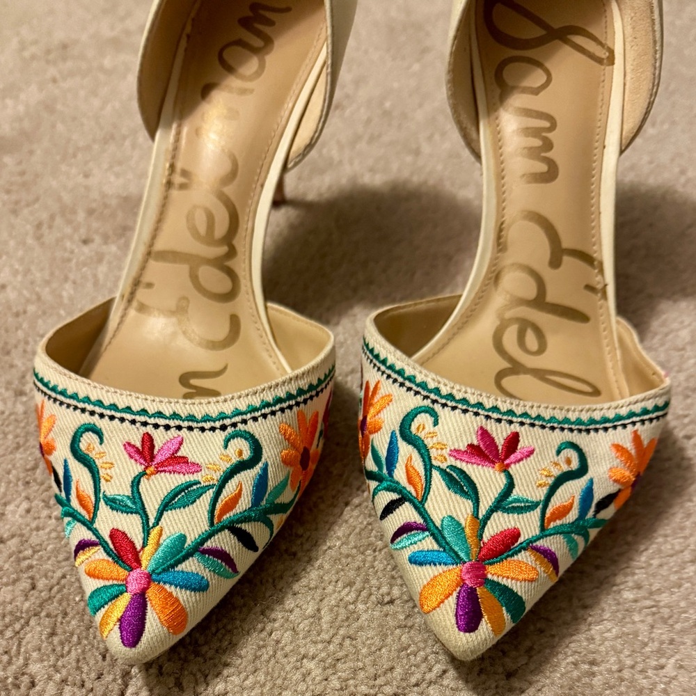 Sam Edelman Women's Embroidered Floral Heels - Cream Size 8.